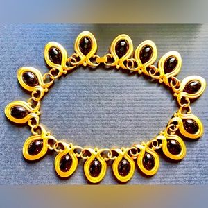 VTG Dynasty Necklace